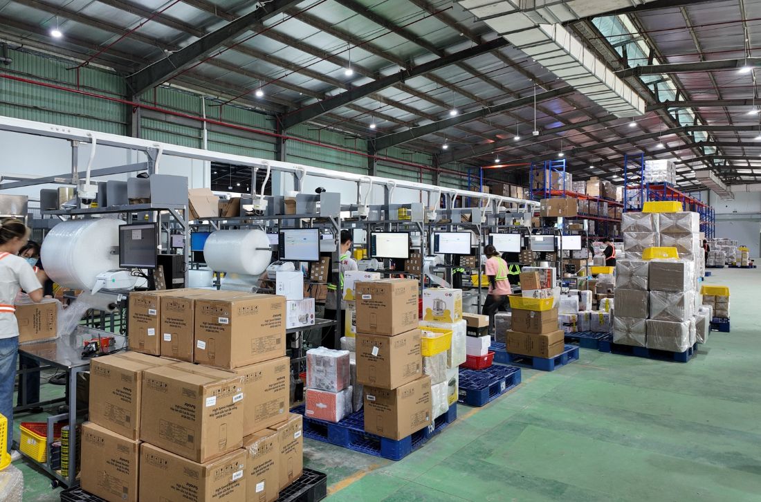 Xử lý 100.000 đơn hàng, đáp ứng ngày sale lớn