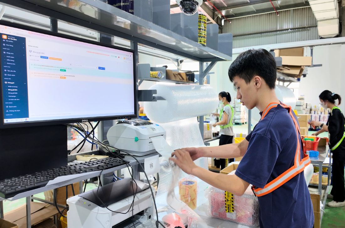 Onflow Fulfillment đóng gói đơn hàng chỉn chu