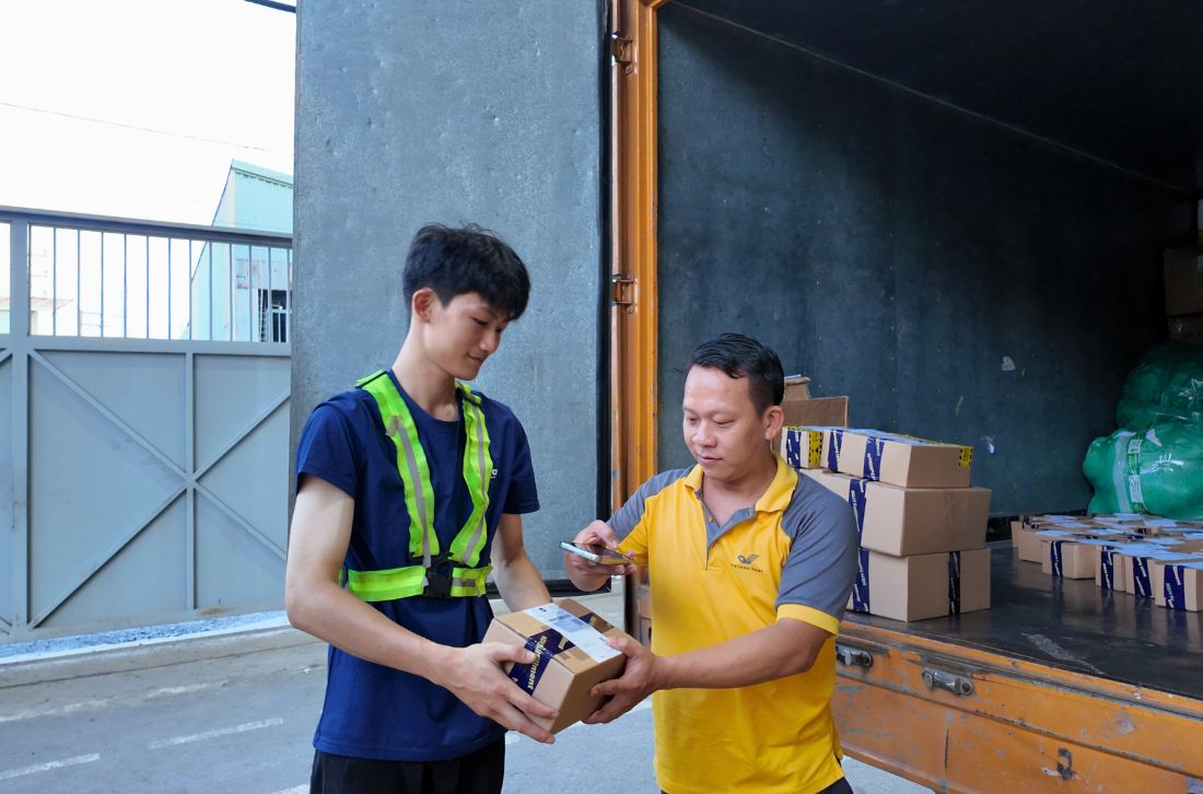 Xử lý đơn hàng tác động đến tăng đánh giá 5 sao Shopee